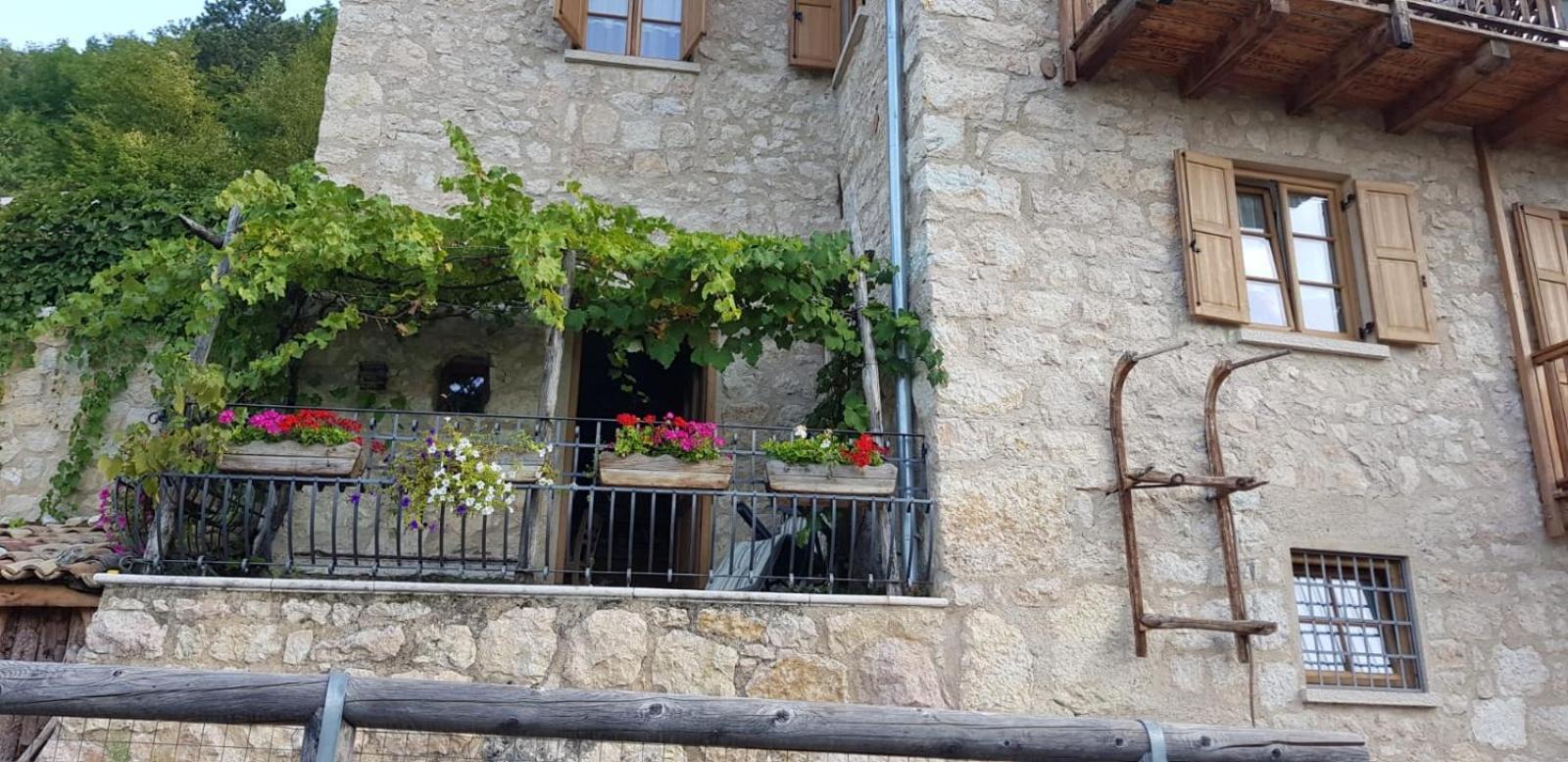 Appartamenti Camere Masi Brenta Rovereto  Exterior photo